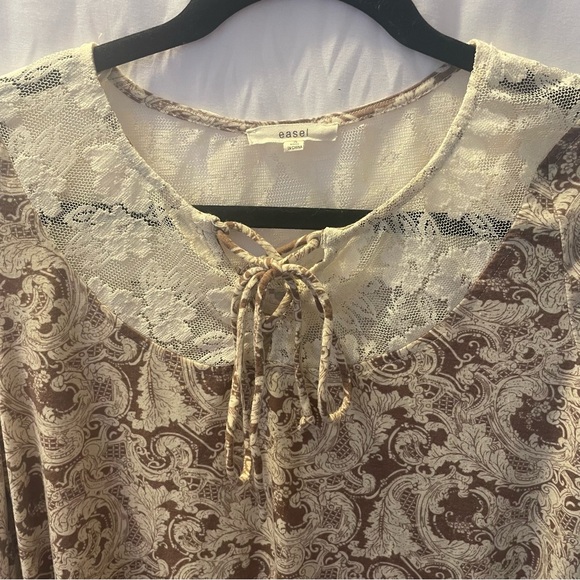 Easel Flowy Bell Sleeve Small Boho Floral Lace Botanical Artsy Fairy Whimsical - Picture 6 of 11